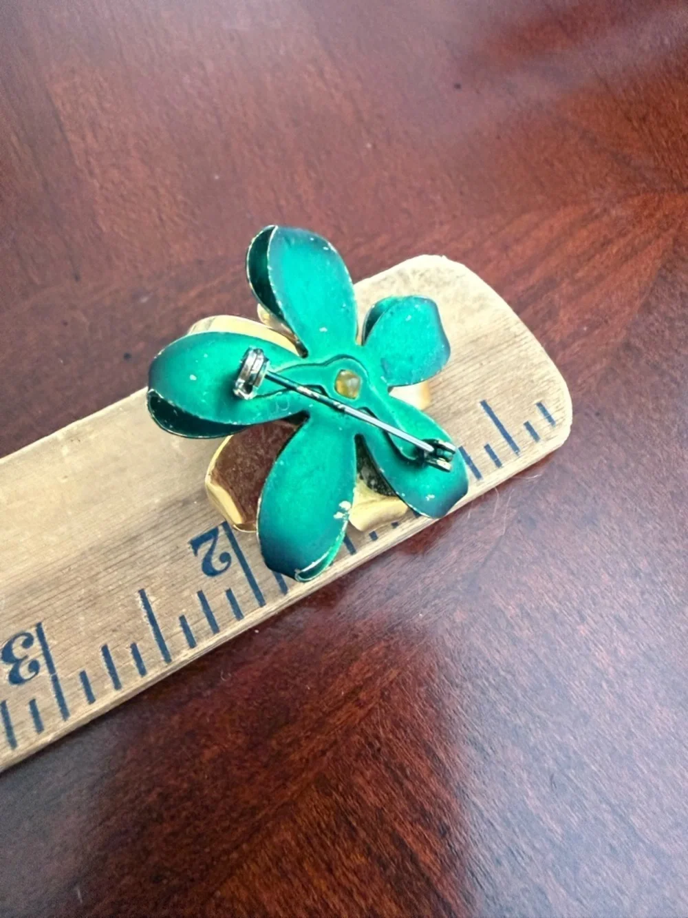 Vintage flower Brooch